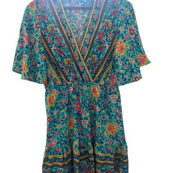 Cupshe Dresses & Skirts - Cupshe Floral Boho Mini Dress Women Sz L V Neck Flutter Sleeve Beach Vacation